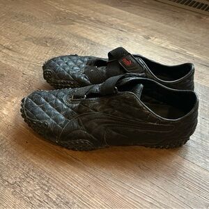 Puma sneaker size 8.5 great condition